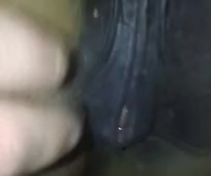 음핵 확대 사진 암말 스프레드